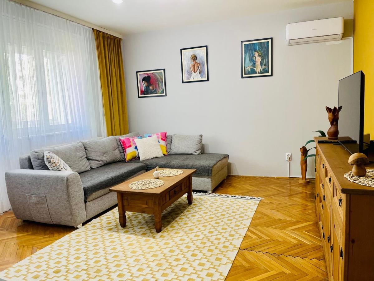Apartamento Apartman Jelena II Sremska Mitrovica Exterior foto