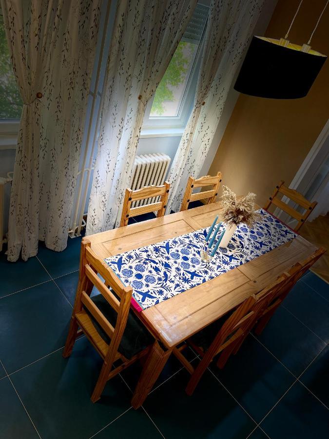 Apartamento Apartman Jelena II Sremska Mitrovica Exterior foto